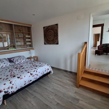 Maison Longere Les Camelias Vinneuf Extérieur photo